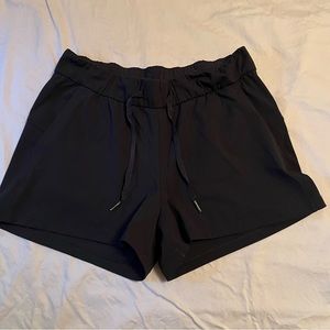 Lululemon On The Fly Short